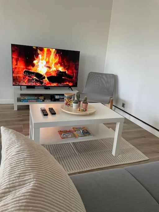 Appartement Le Lumineux - T3 63m2 - Gare Proche - Boisson Chaude Le Mée-sur-Seine